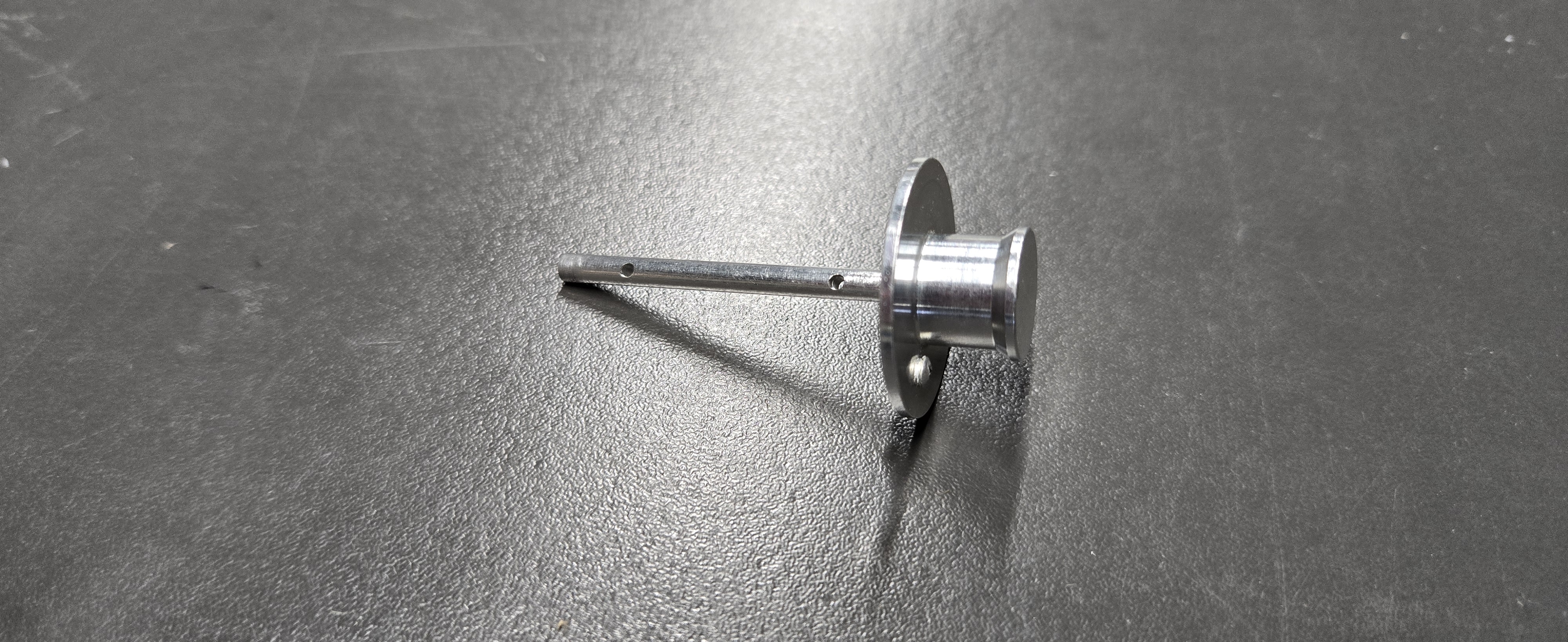 Precision turned flanged shaft